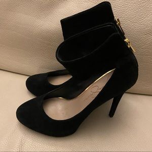 Jessica Simpson Black Suede Cuff Platform Heels- Size 6 1/2